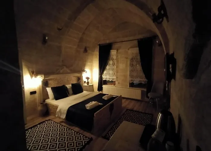 Konak Vaveyla Cave * Ουργκούπ