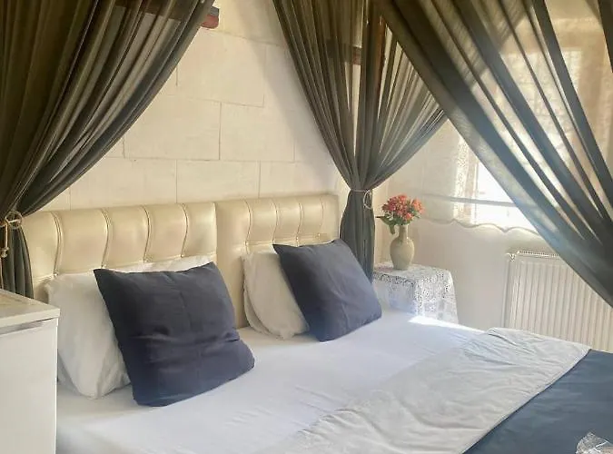 Konak Vaveyla Cave *