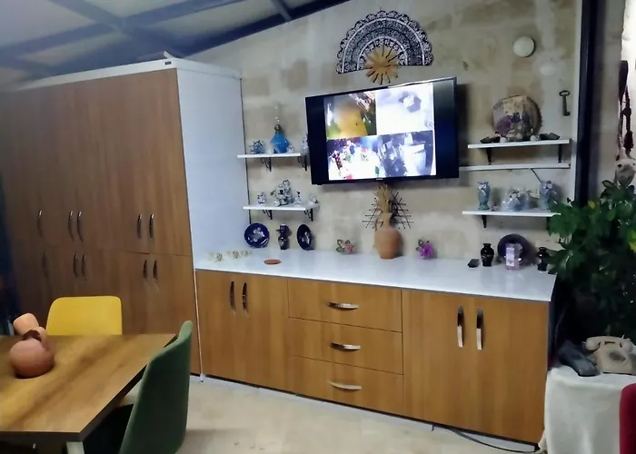 Konak Vaveyla Cave * Ουργκούπ